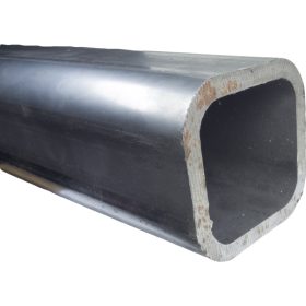   Profilo in acciaio 9 cm x 9 cm, lunghezza 200 cm, spessore 4 mm