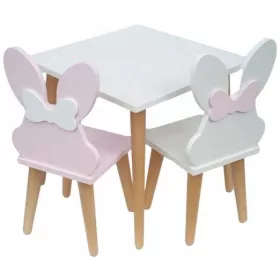  Tavolo 50/50cm + 2 sedie coniglio Pucuś con fiocco
