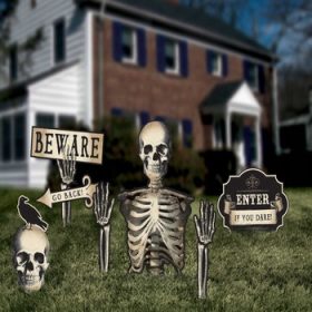    Decorazione del giardino di Halloween Ossa del cranio di scheletro