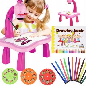    PROGETTO DI DISEGNO CON PROIETTORE CON UN TAVOLO PER BAMBINI, SET PER RAGAZZE