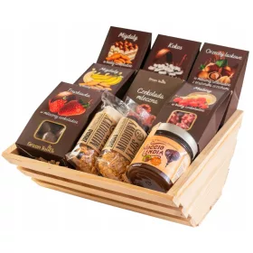    CESTINO REGALO set di dolciumi, frutta liofilizzata in cioccolato