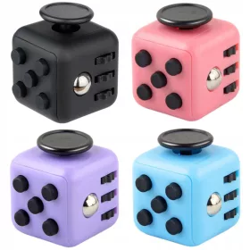    4X CUBO A MANO CUBO ANTISTRESS CUBO FIDGET GIOCATTOLI pulsanti manopole in mano