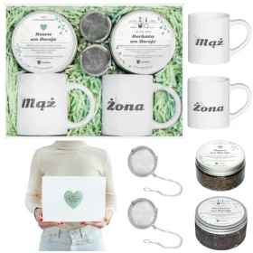    Un set regalo con caffè e tè per marito e moglie con accessori regalo