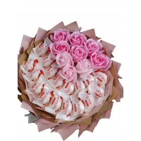    Bouquet Raffaello e rose di sapone per compleanno, onomastico, festa della donna, matrimonio