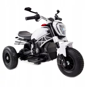    NUOVO MOTORE GRANDE, RUOTE GONFIATE, PANNELLO, SUONI, PELLE, STRONG2/160