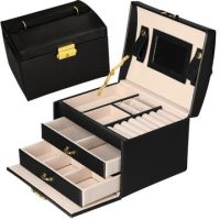 Scatole e scatole per gioielli