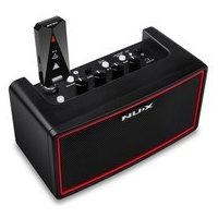 Amplificatori e altoparlanti per chitarra e basso